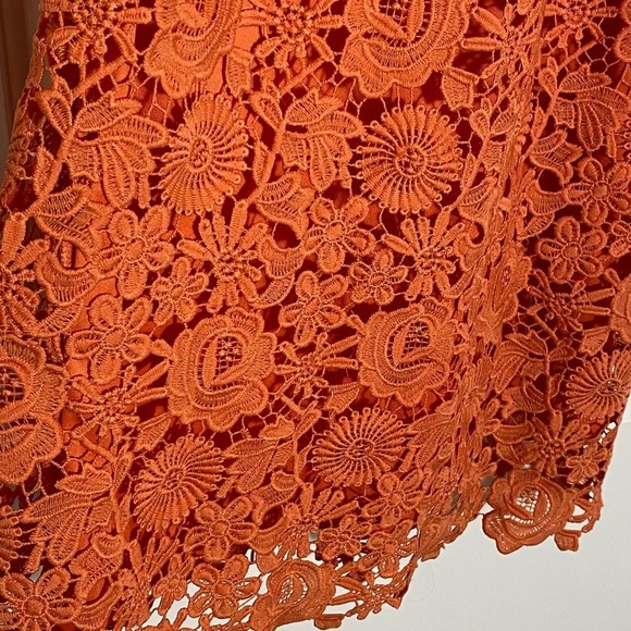 LU LU’S crochet dress. XS sleeveless - Picture 5 of 11